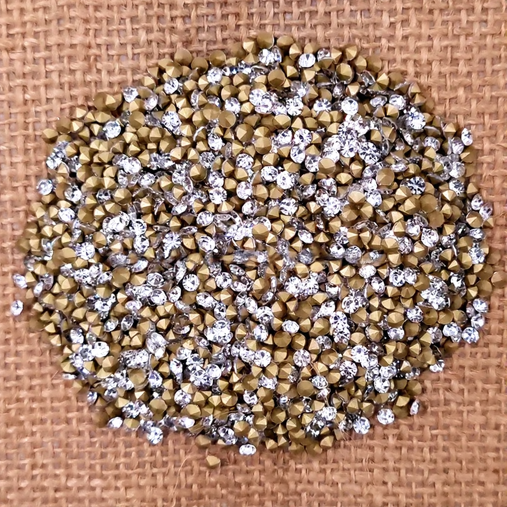 Zircon or Jarkan Stone